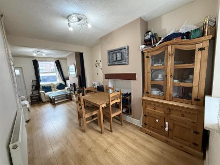 3 bedroom Terraced House for sale in King Street, Burton-On-Trent