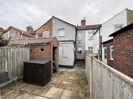 3 bedroom Terraced House for sale in King Street, Burton-On-Trent