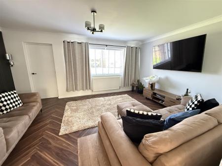 3 bedroom Semi-detached house for sale in Fairham Road, Stretton, Burton-On-Trent