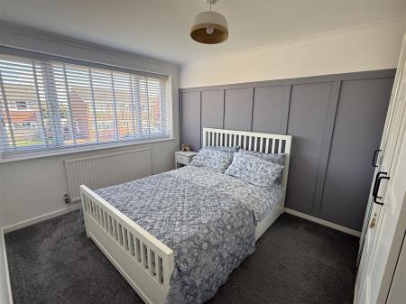 3 bedroom Semi-detached house for sale in Fairham Road, Stretton, Burton-On-Trent
