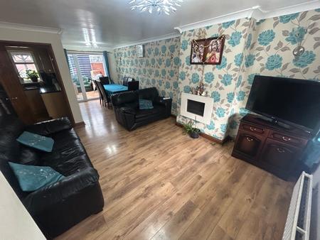 3 bedroom Semi-detached house to let in Toulmin Drive, Derbyshire, Swadlincote, DE11