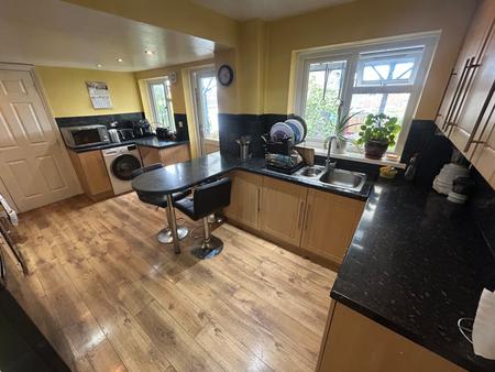 3 bedroom Semi-detached house to let in Toulmin Drive, Derbyshire, Swadlincote, DE11