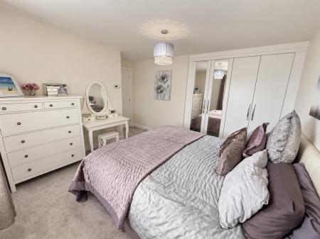 4 bedroom Detached house for sale in Marley Way, Drakelow, Burton-On-Trent