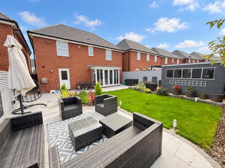 4 bedroom Detached house for sale in Marley Way, Drakelow, Burton-On-Trent