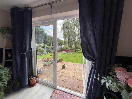 3 bedroom Detached house for sale in Welford Rise, Burton-On-Trent