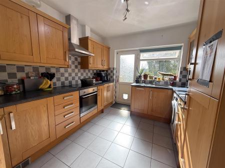 3 bedroom Detached house for sale in Welford Rise, Burton-On-Trent