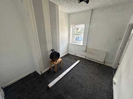 2 bedroom Terraced House to let in Goodman Street, Staffordshire, Burton upon Trent, DE14