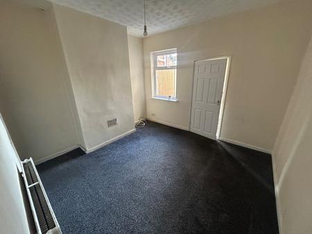 2 bedroom Terraced House to let in Goodman Street, Staffordshire, Burton upon Trent, DE14