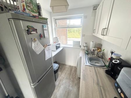 2 bedroom Apartment to let in Ashley Court, Ashby Road, Burton upon Trent, DE15