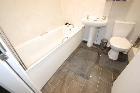 1 bedroom House share to let in Wyggeston Street, Burton upon Trent, DE13
