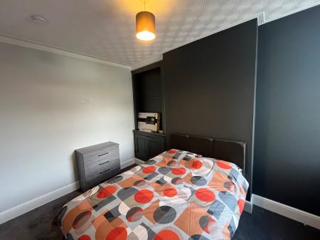 1 bedroom House share to let in Shobnall Street, Staffordshire, Burton upon Trent, DE14