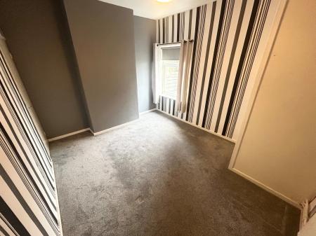2 bedroom Terraced House to let in Wellington Street, Staffordshire, Burton upon Trent, DE14
