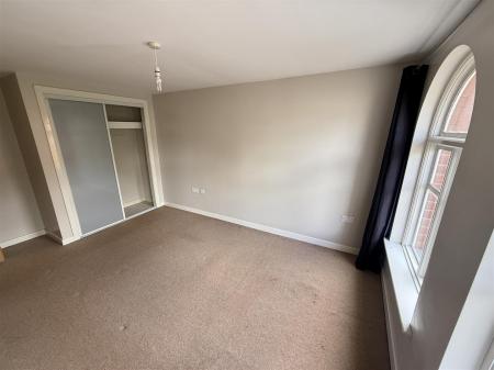 2 bedroom Duplex for sale in Grants Yard, Burton-On-Trent