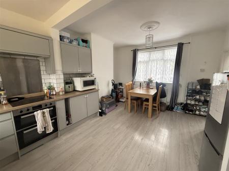 3 bedroom Terraced House for sale in Stanhope Street, Burton-On-Trent