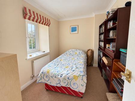 5 bedroom Detached house for sale in Forest Edge Way, Burton-On-Trent