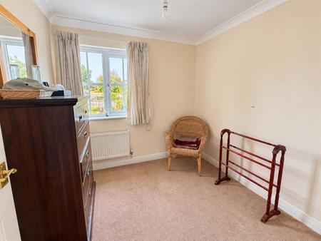 5 bedroom Detached house for sale in Forest Edge Way, Burton-On-Trent