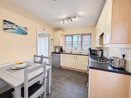 3 bedroom Detached house for sale in Hevea Road, Burton-On-Trent