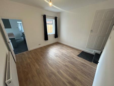3 bedroom Terraced House to let in Waterloo Street, Staffordshire, Burton upon Trent, DE14