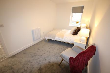 3 bedroom Flat to let in Horninglow Street, Staffordshire, Burton upon Trent, DE14
