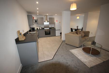 2 bedroom Flat to let in Horninglow Street, Staffordshire, Burton upon Trent, DE14