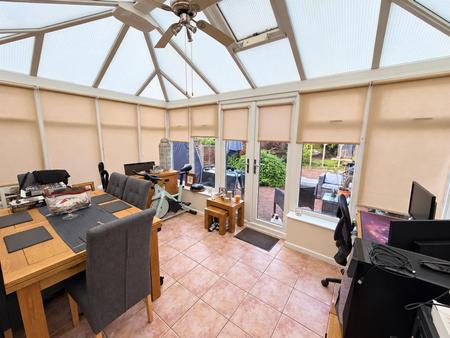 3 bedroom Semi-detached house for sale in Kitling Greaves Lane, Burton-On-Trent