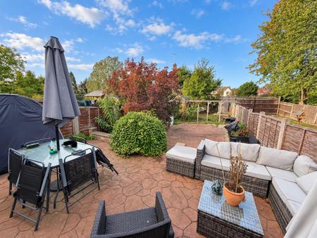 3 bedroom Semi-detached house for sale in Kitling Greaves Lane, Burton-On-Trent