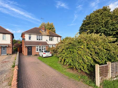 3 bedroom Semi-detached house for sale in Kitling Greaves Lane, Burton-On-Trent