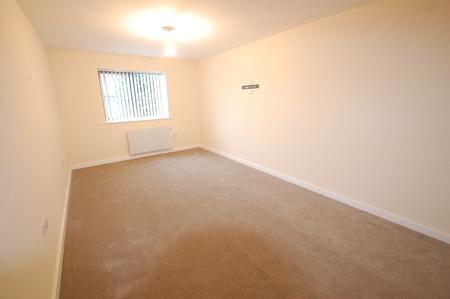 2 bedroom Apartment to let in Horninglow Road North, Burton upon Trent, DE13