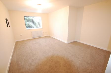 2 bedroom Apartment to let in Horninglow Road North, Burton upon Trent, DE13