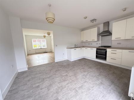 3 bedroom Semi-detached house for sale in Thorntree Lane, Branston, Burton-On-Trent