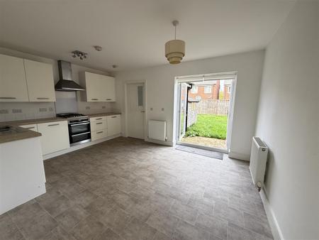 3 bedroom Semi-detached house for sale in Thorntree Lane, Branston, Burton-On-Trent