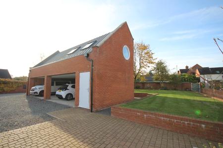 1 bedroom Coach House to let in Fox Lane, Staffordshire, Alrewas, DE13