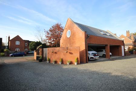 1 bedroom Coach House to let in Fox Lane, Staffordshire, Alrewas, DE13