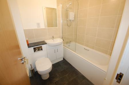 1 bedroom Flat for sale in Cathedral View, Derby, DE1