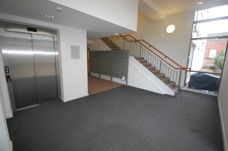 1 bedroom Flat for sale in Cathedral View, Derby, DE1
