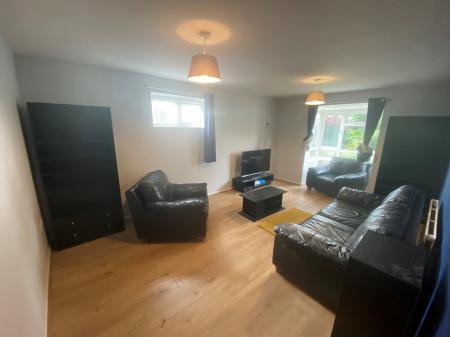 2 bedroom Flat to let in Cobden Street, Derby, DE22