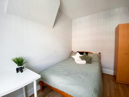 4 bedroom Terraced House to let in Pybus Street, Derby, DE22