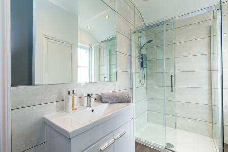 6 bedroom Terraced House to let in Broadway