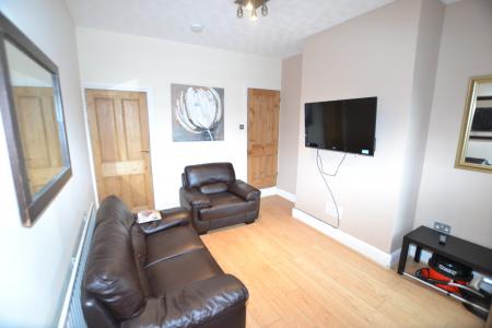 2 bedroom Terraced House to let in Howe Street, Derby, DE22
