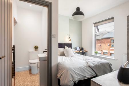 4 bedroom Terraced House to let in Campion Street, Derby, DE22