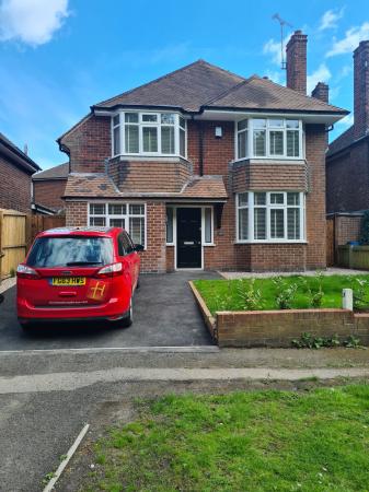 5 bedroom Detached house to let in Kedleston Old Road, Derby, DE22