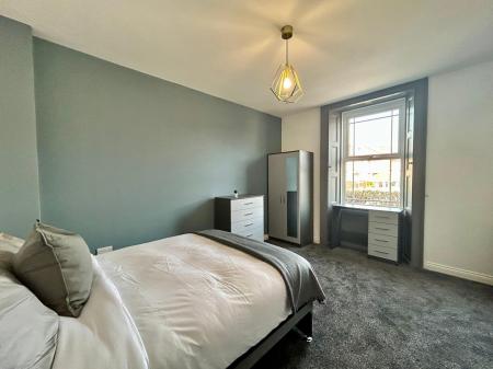 5 bedroom Semi-detached house to let in Ashbourne Road, Derby, DE22