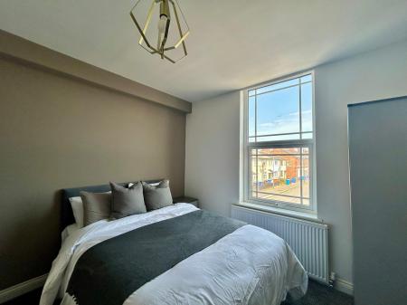 5 bedroom Semi-detached house to let in Ashbourne Road, Derby, DE22