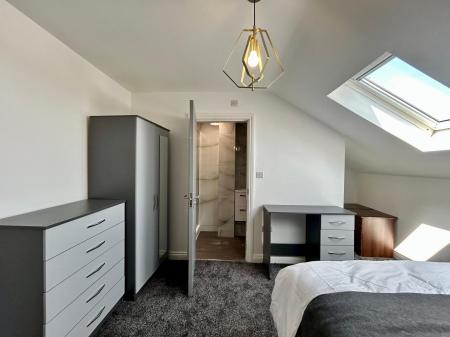 5 bedroom Semi-detached house to let in Ashbourne Road, Derby, DE22