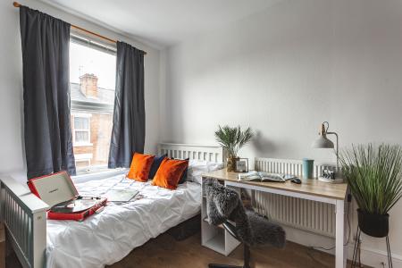 4 bedroom Terraced House to let in Stanley Street, Derby, DE22