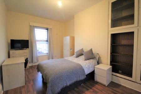 5 bedroom Semi-detached house to let in Ashbourne Road, Derby, City Centre, DE22