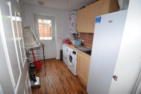 4 bedroom Town house to let in St Katherine's Court, Derby, DE22