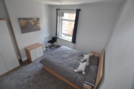 2 bedroom Terraced House to let in Howe Street, Derby, City Centre, DE22