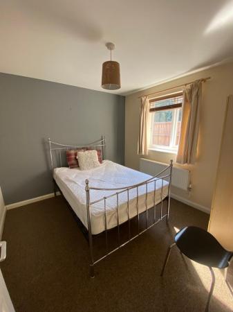 4 bedroom Terraced House to let in Etwall Street, Derby, DE22