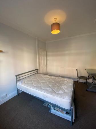 4 bedroom Terraced House to let in Etwall Street, Derby, DE22